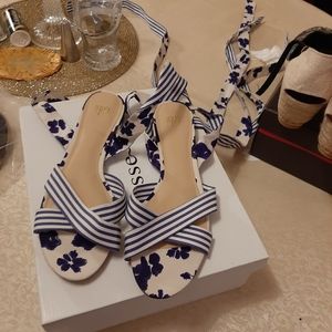 Cabi tie up shoes. Size 10M